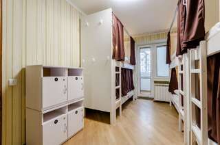 Хостелы Sun City Hostel 3 Киев Кровать в общем 6-местном номере-2