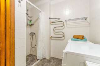 Хостелы Sun City Hostel 3 Киев Кровать в общем 6-местном номере-12